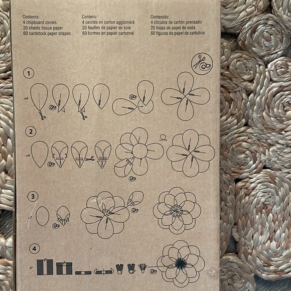 Recollections Craft Kit For Paper Flowers New - Picture 4 of 4